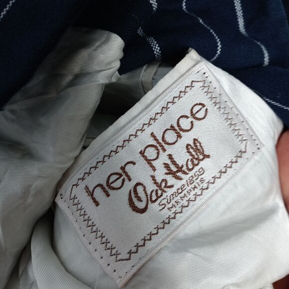 Burberry blue strip blazer - Picture 4 of 7